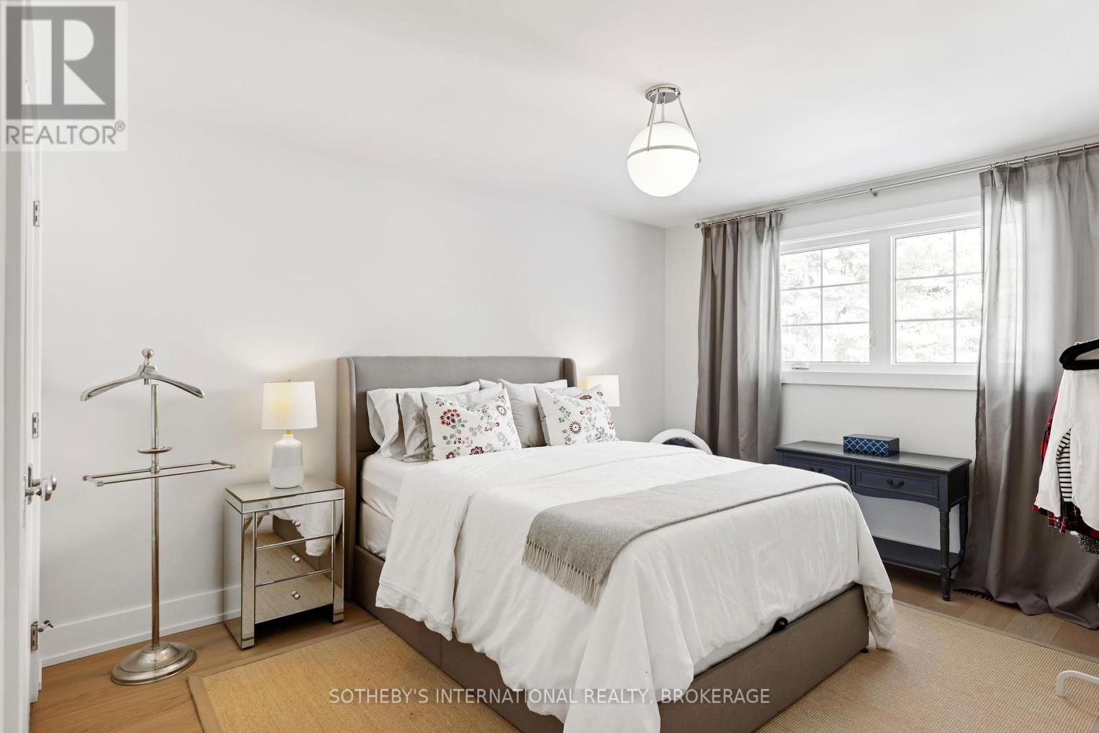 1219 LAKESHORE ROAD Image 24