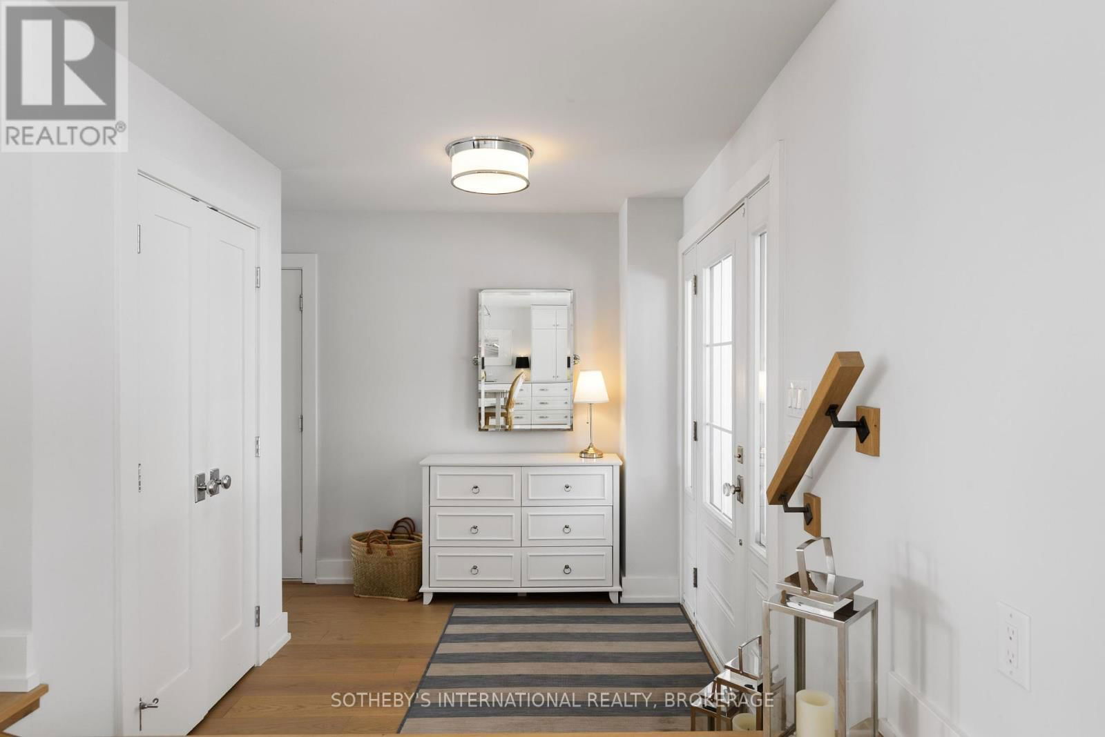 1219 LAKESHORE ROAD Image 3