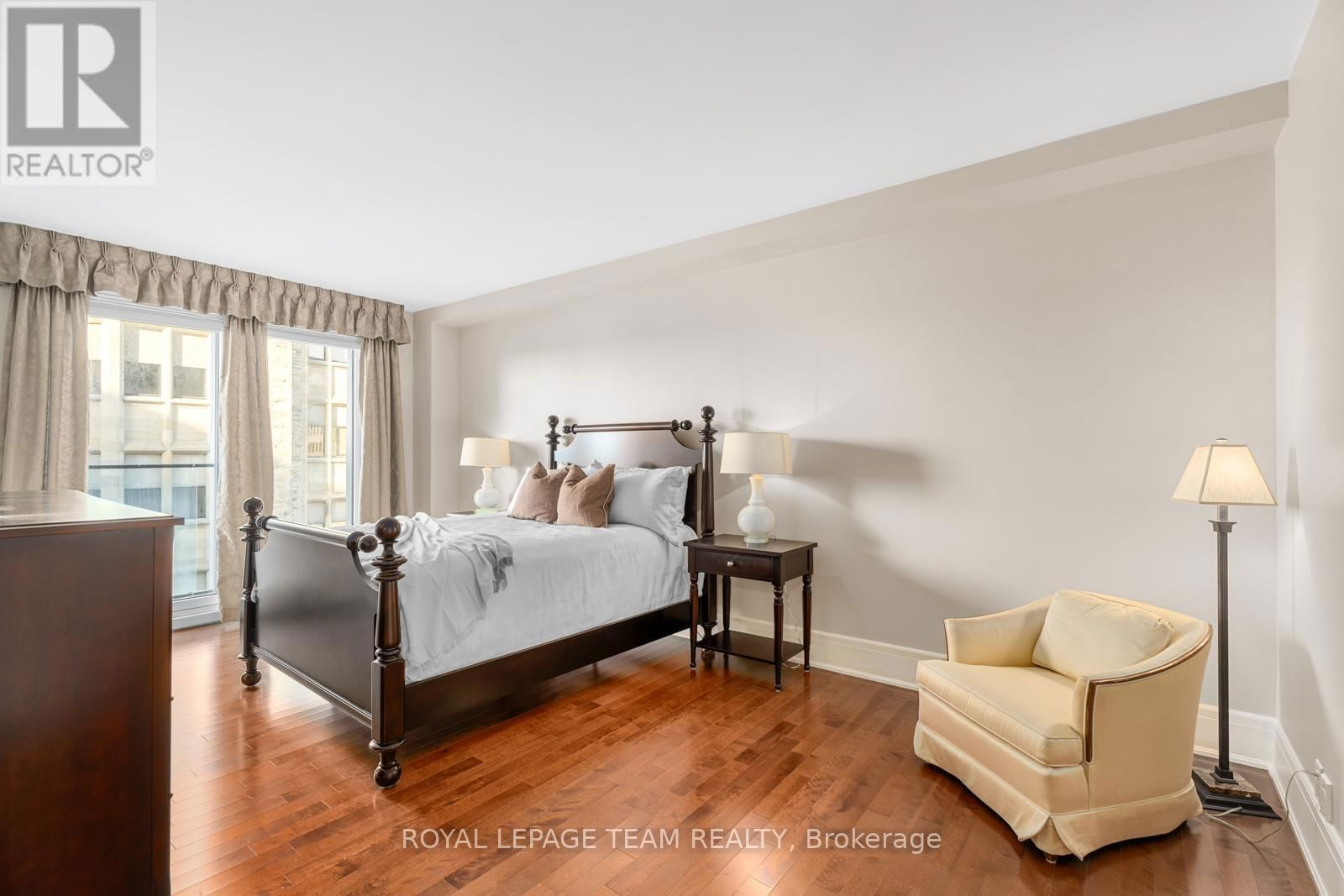 606 - 700 SUSSEX DRIVE Image 11