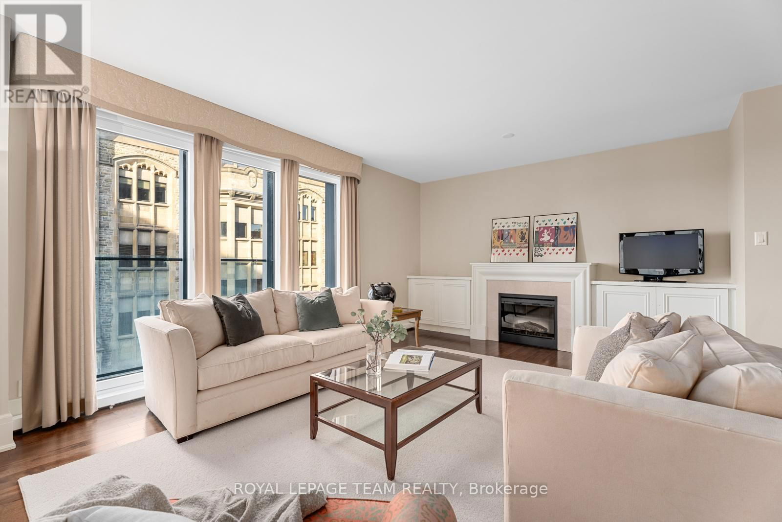 606 - 700 SUSSEX DRIVE Image 3