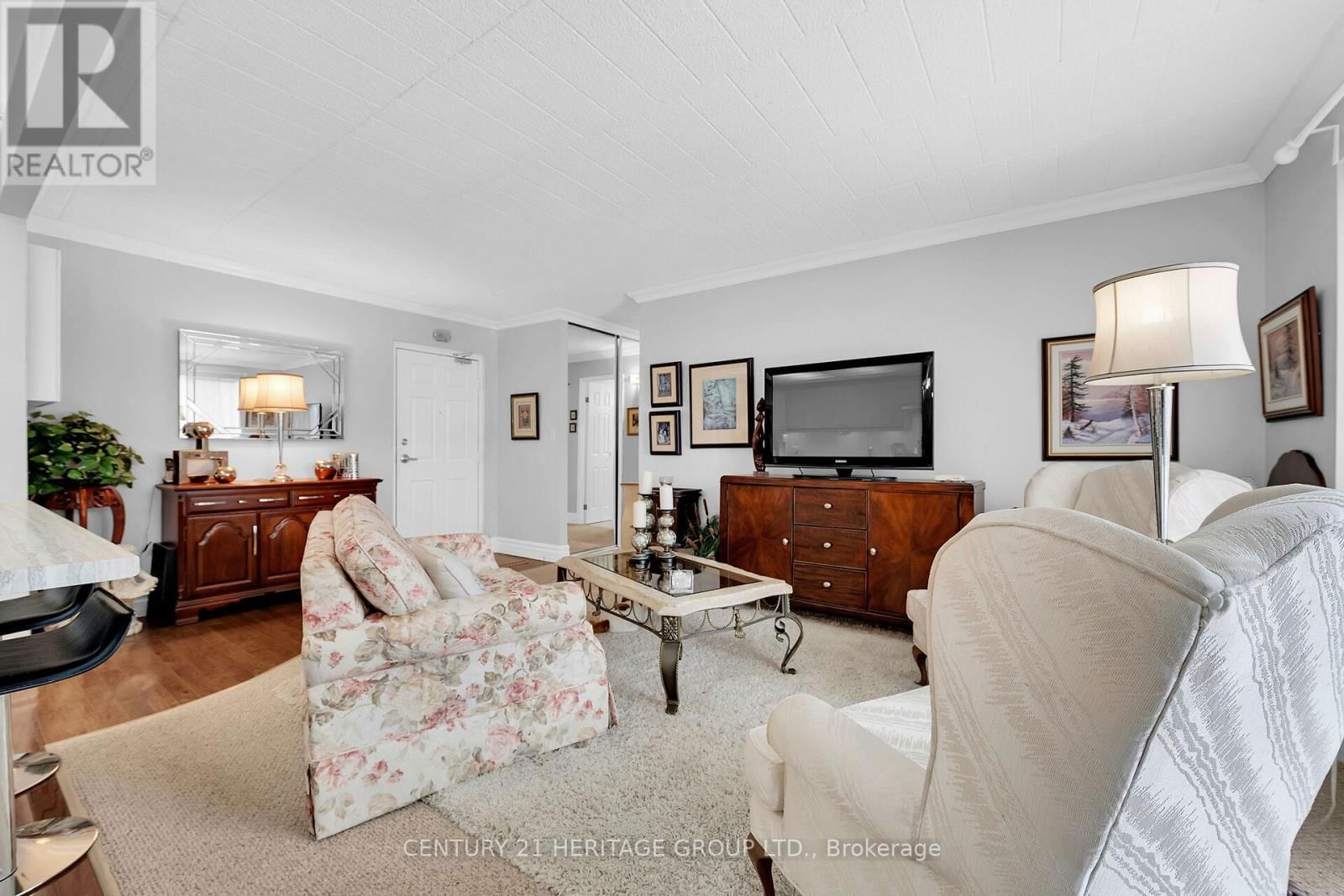 #207 - 20 JOHN STREET Image 17