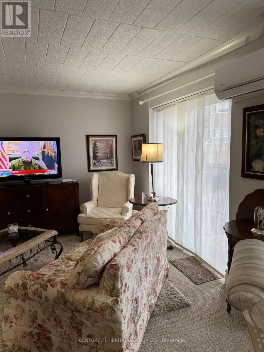 #207 - 20 JOHN STREET Image 22
