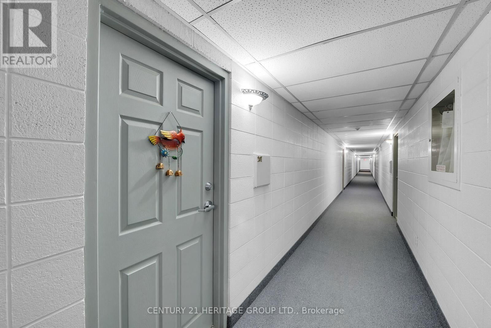 #207 - 20 JOHN STREET Image 8