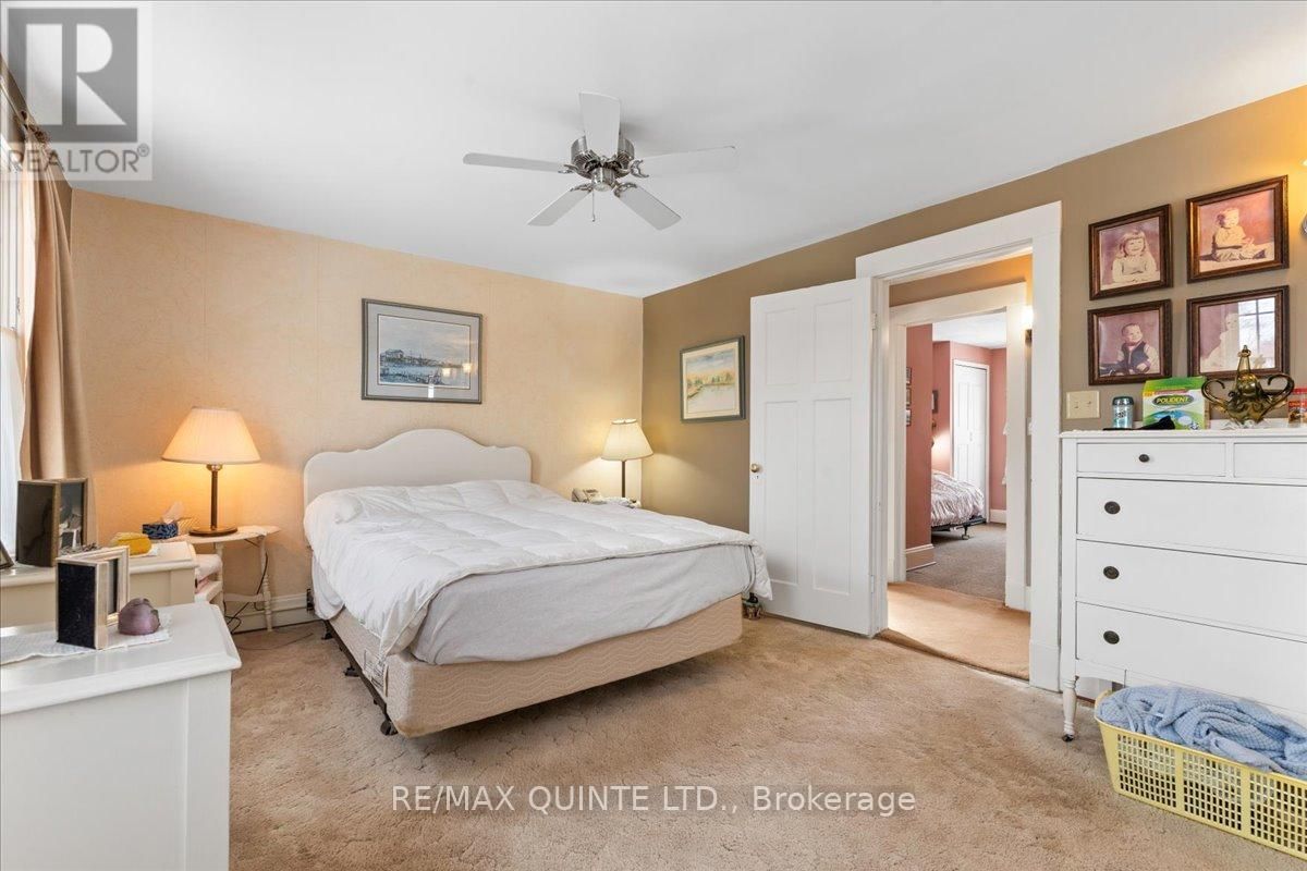 216 FOSTER AVENUE Image 28