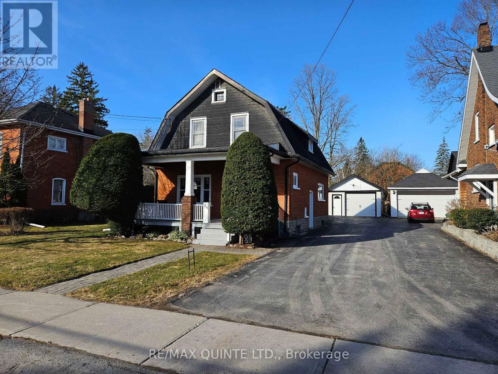 216 FOSTER AVENUE Image 3
