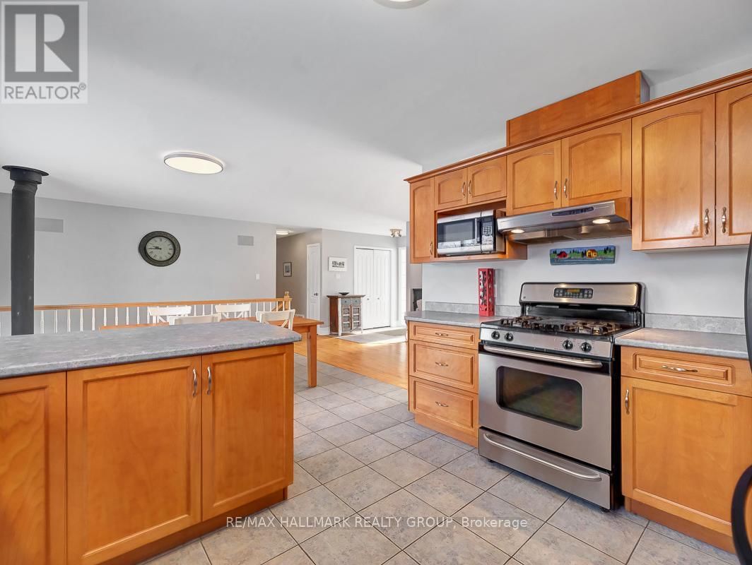 3028 DREW DRIVE Image 16
