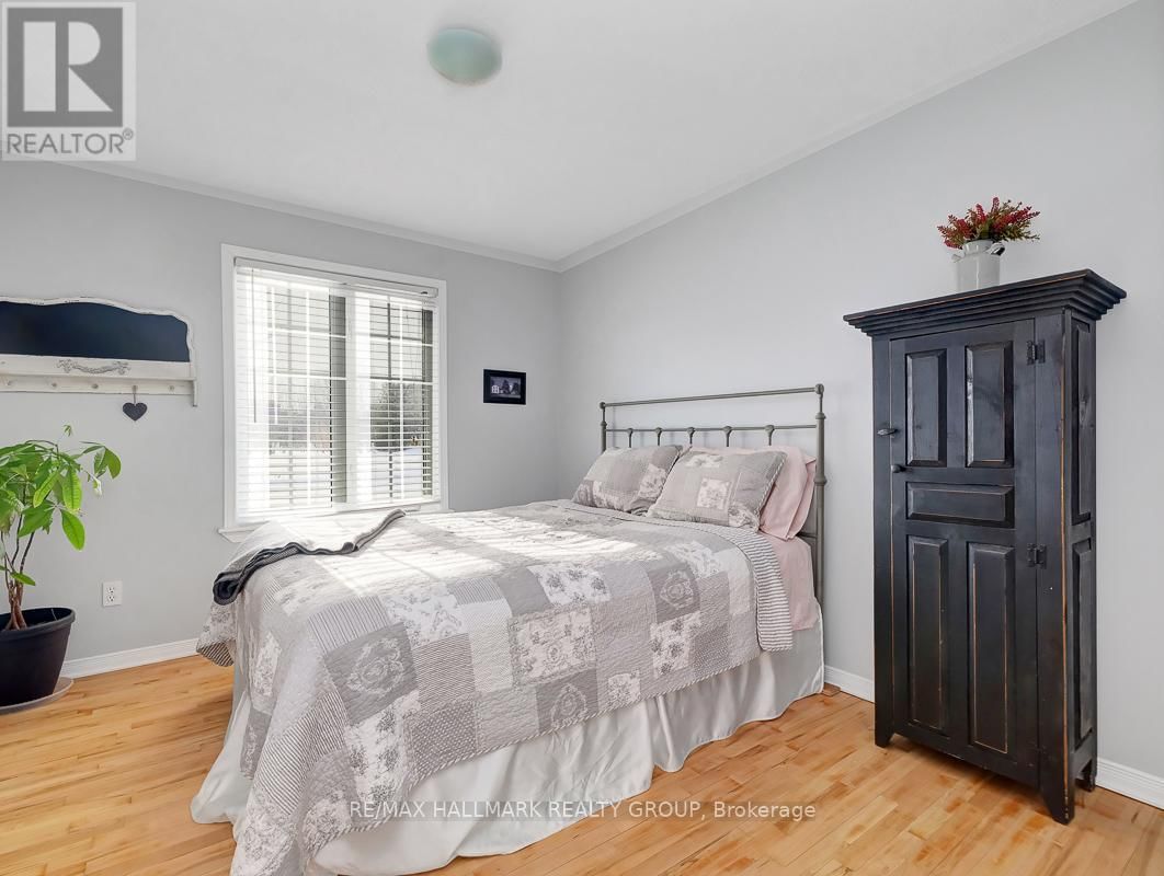3028 DREW DRIVE Image 23
