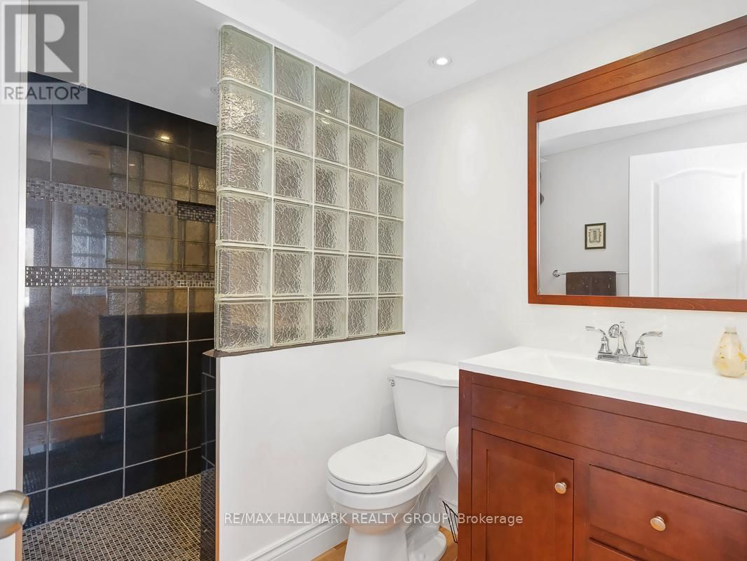 3028 DREW DRIVE Image 28