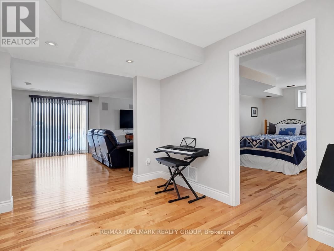 3028 DREW DRIVE Image 32