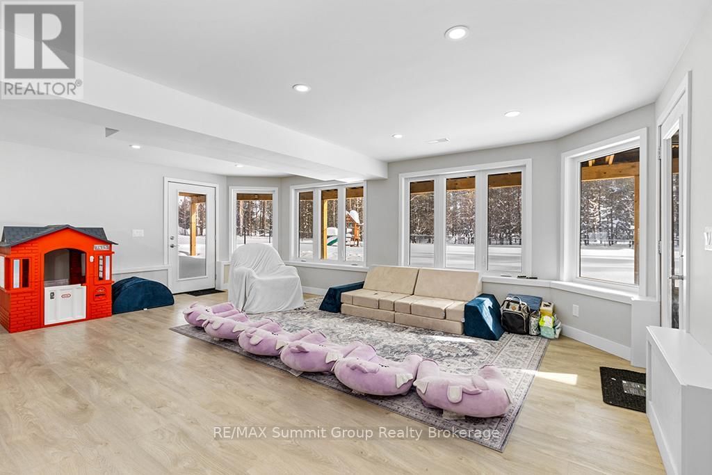 615690 HAMILTON LANE Image 24