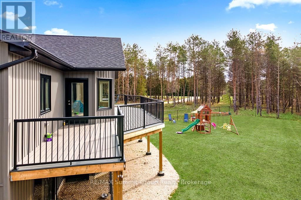 615690 HAMILTON LANE Image 29