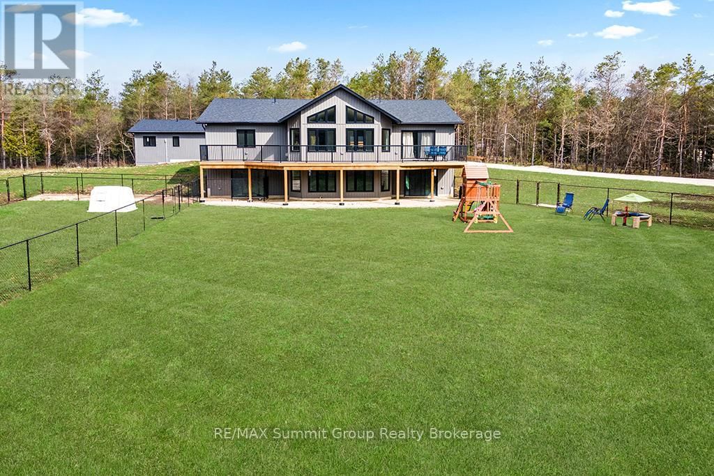615690 HAMILTON LANE Image 39
