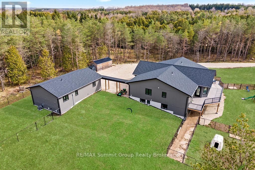 615690 HAMILTON LANE Image 42