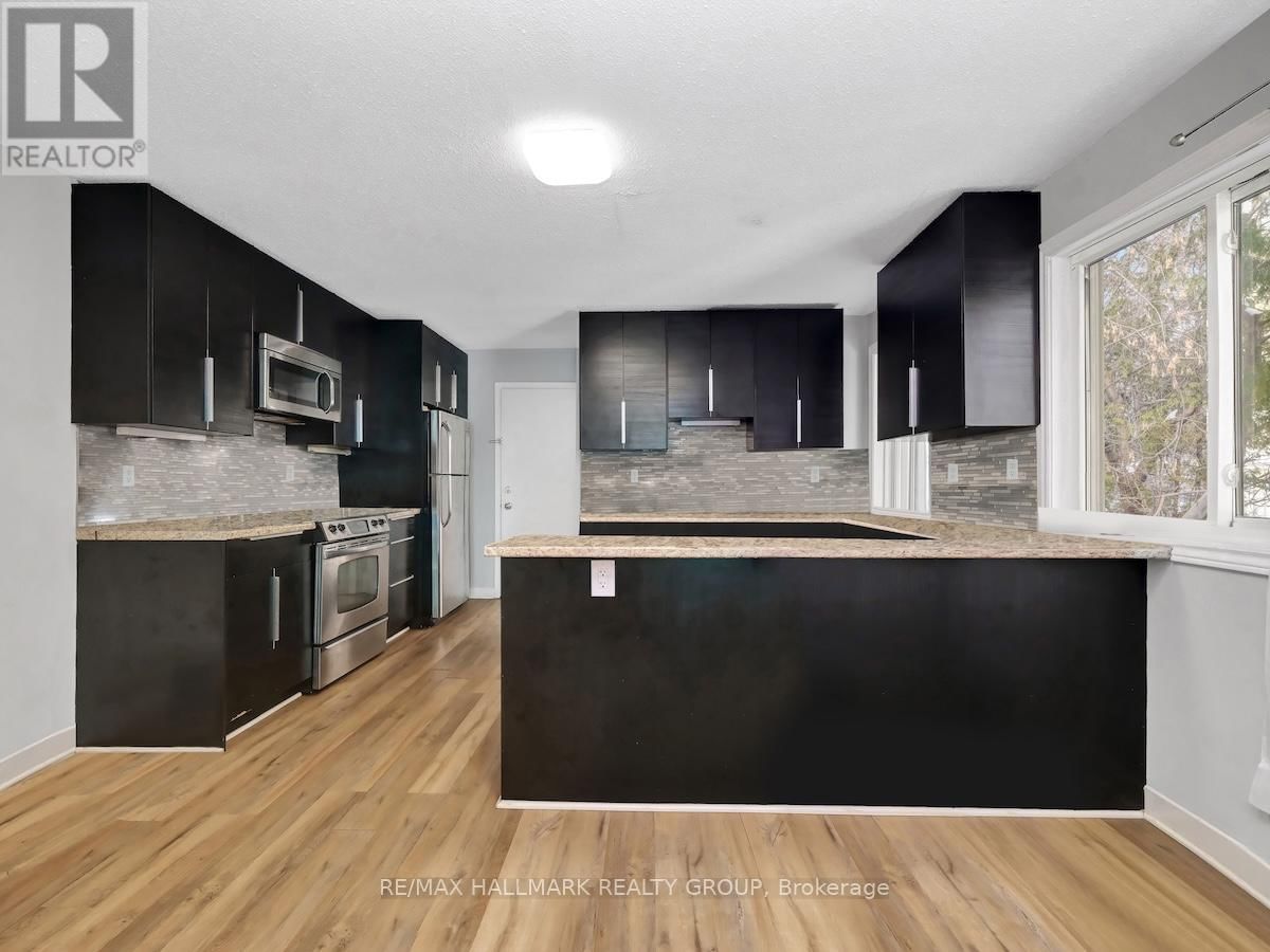 375 ST. DENIS STREET Image 7