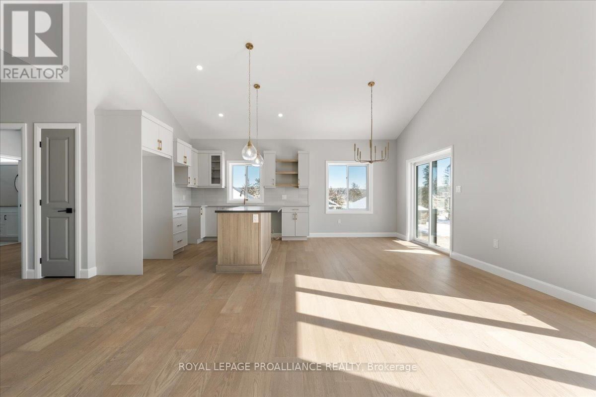 47 ROSEWOOD DRIVE Image 10