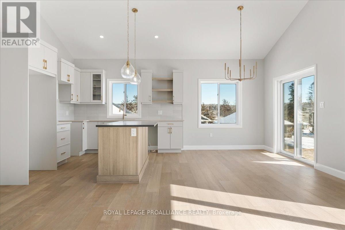 47 ROSEWOOD DRIVE Image 11