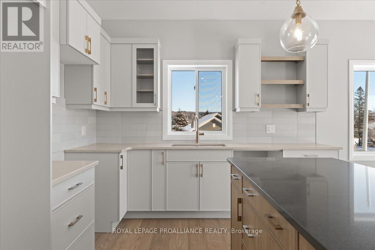 47 ROSEWOOD DRIVE Image 17
