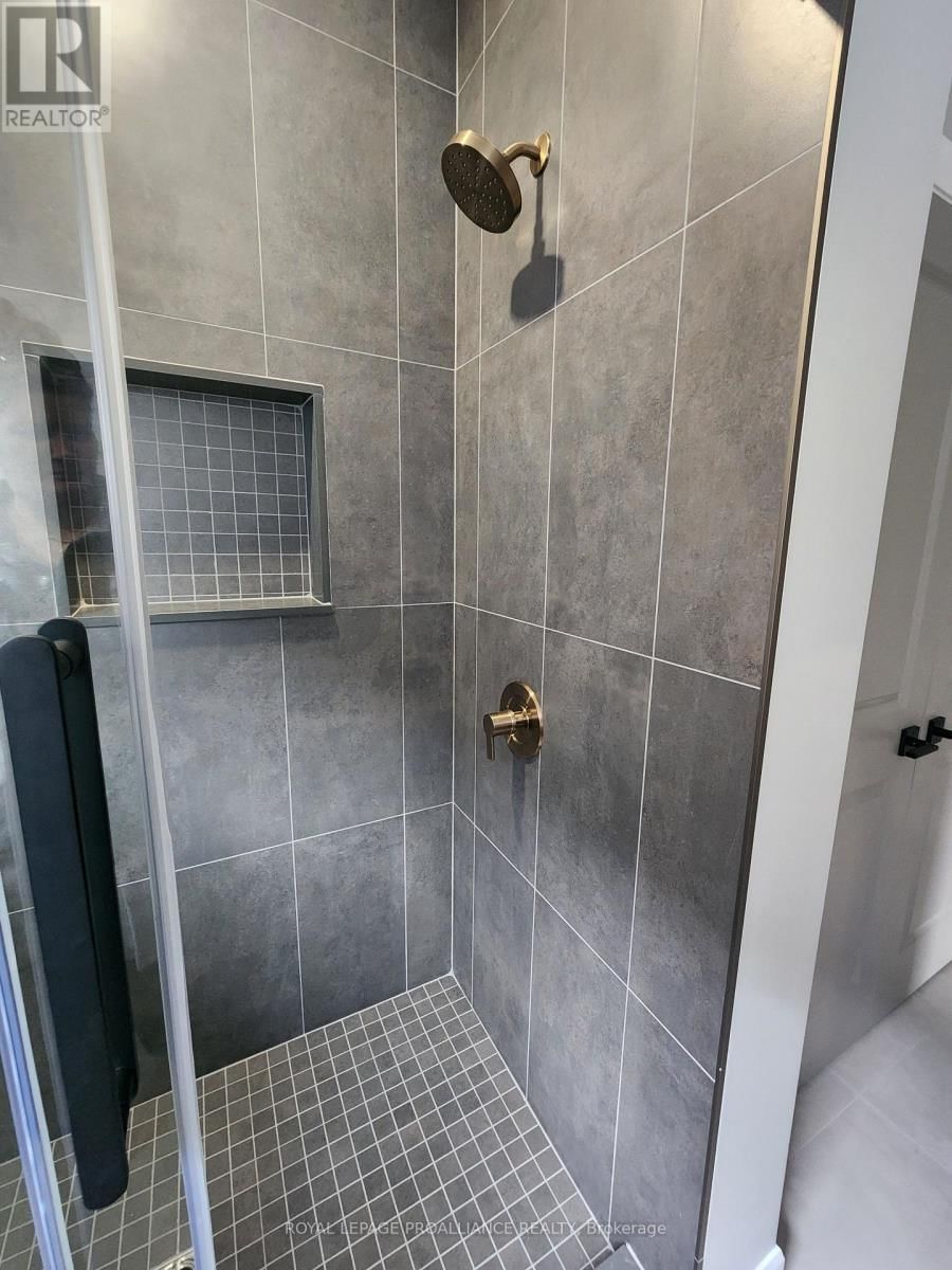 47 ROSEWOOD DRIVE Image 29