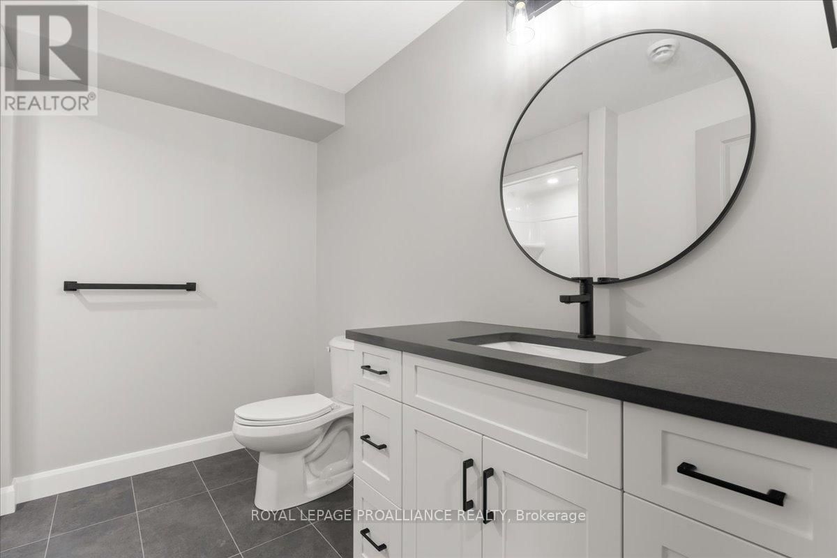 47 ROSEWOOD DRIVE Image 40