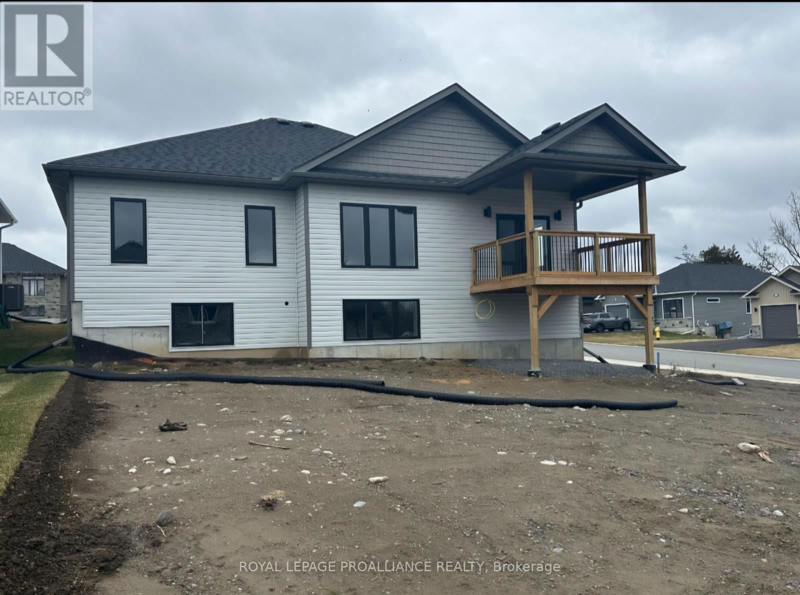 47 ROSEWOOD DRIVE Image 47