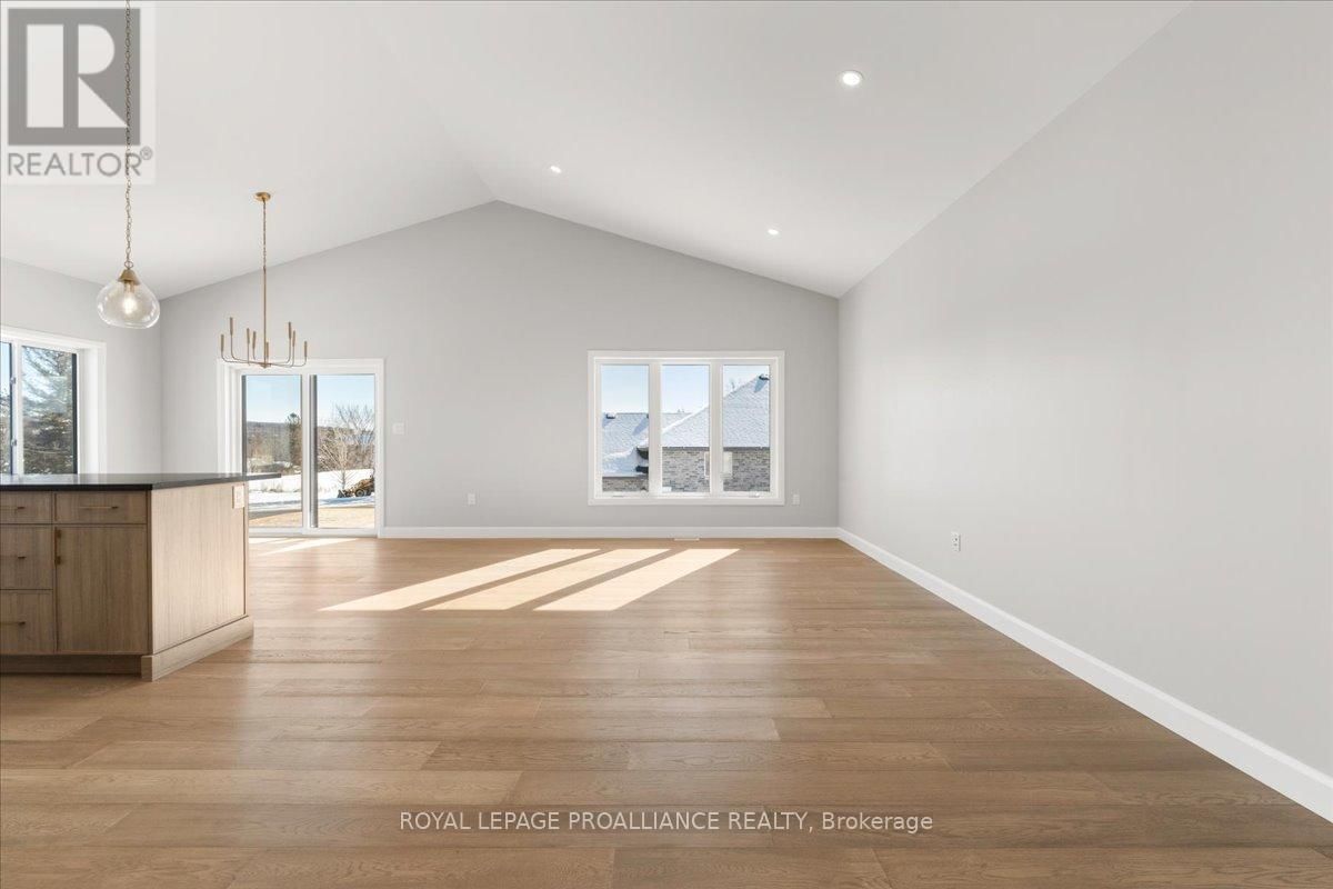 47 ROSEWOOD DRIVE Image 8