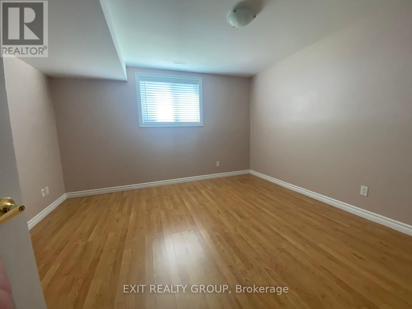 27 BELVEDERE ROAD Image 14