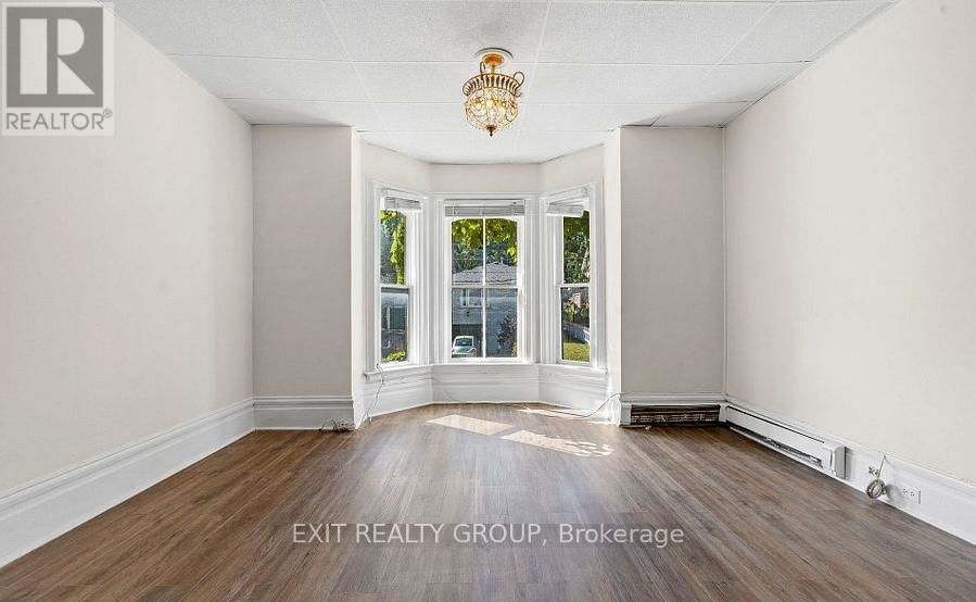 11 ISABEL STREET Image 15