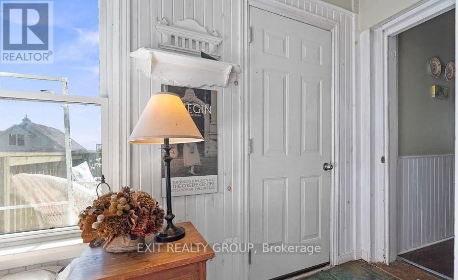 11 ISABEL STREET Image 8