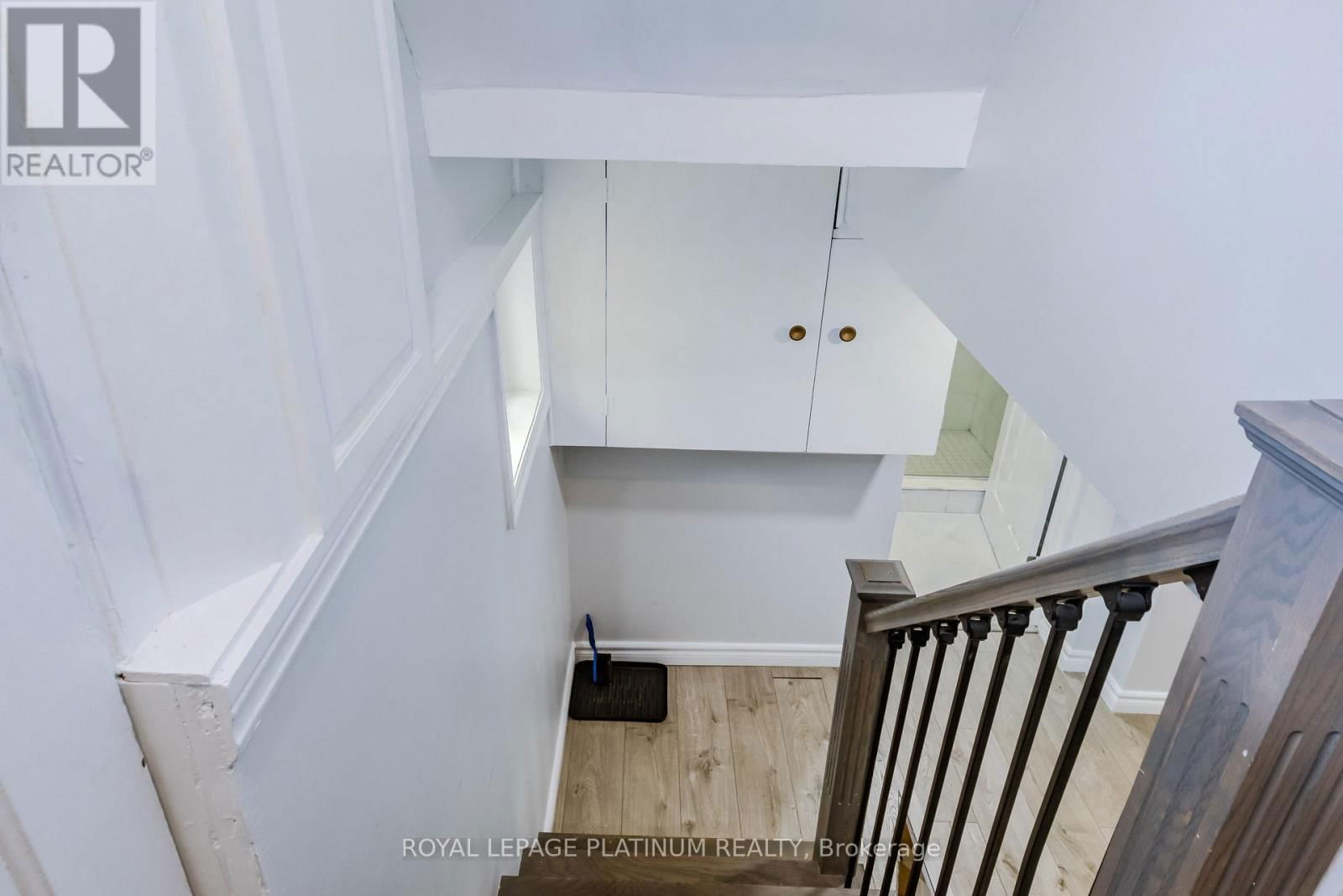 44 TROY STREET Image 20
