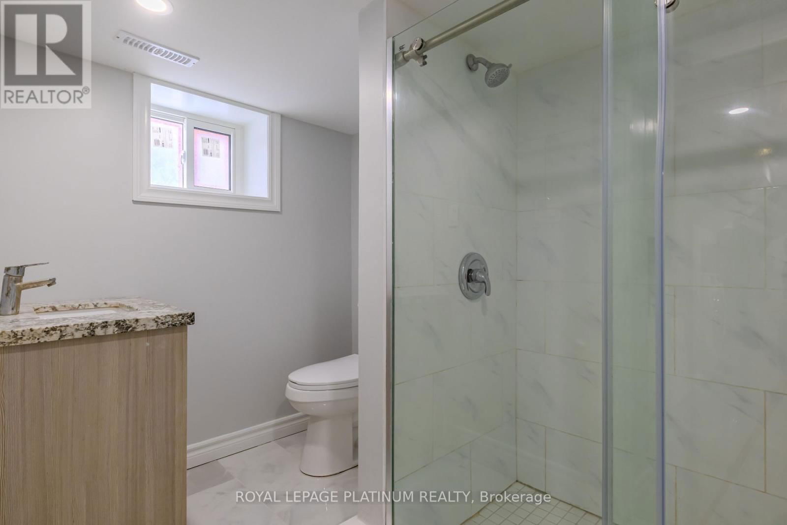 44 TROY STREET Image 26