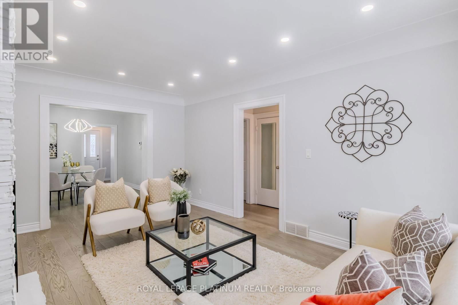 44 TROY STREET Image 3