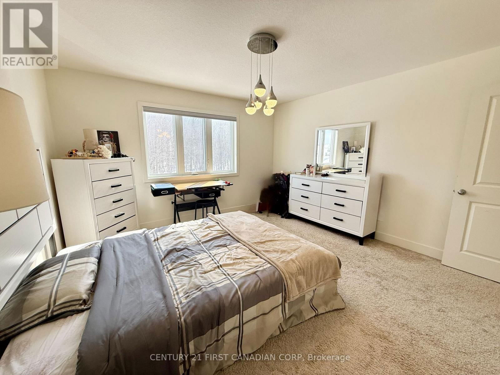 1504 TWILITE BOULEVARD Image 29