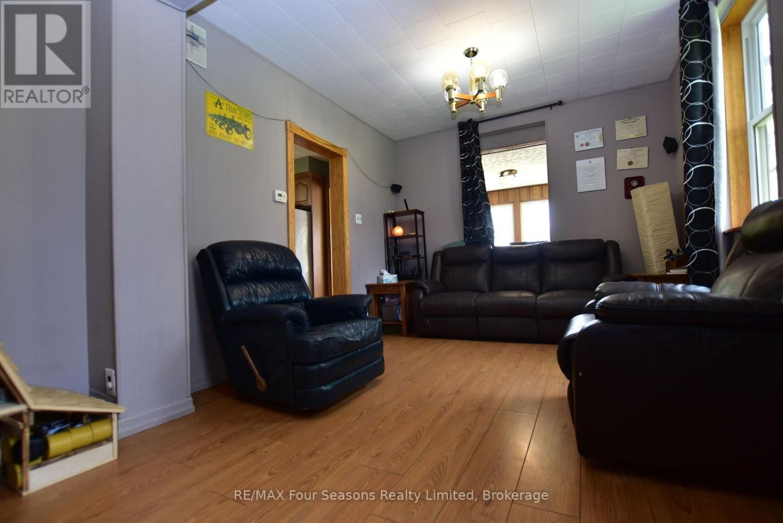 1592 BRUCE SAUGEEN TOWNLINE Image 15