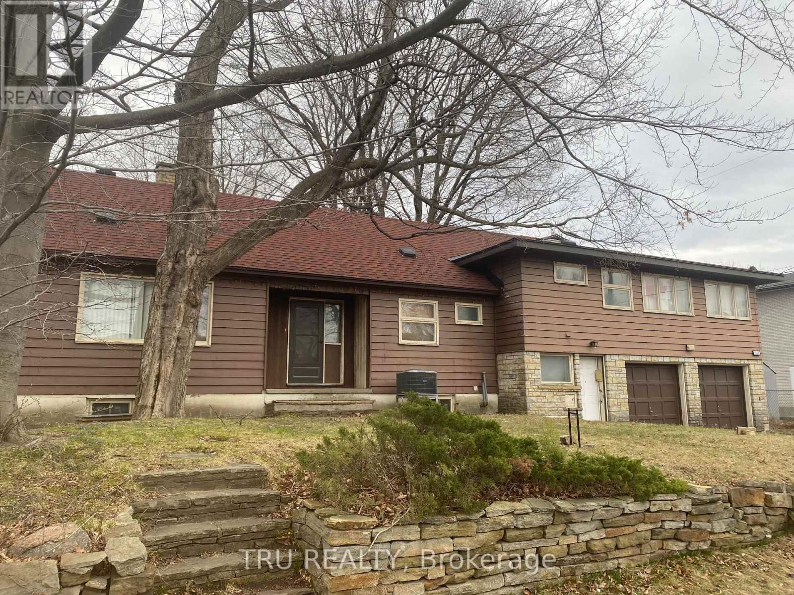 2626 ELMHURST STREET Image 1