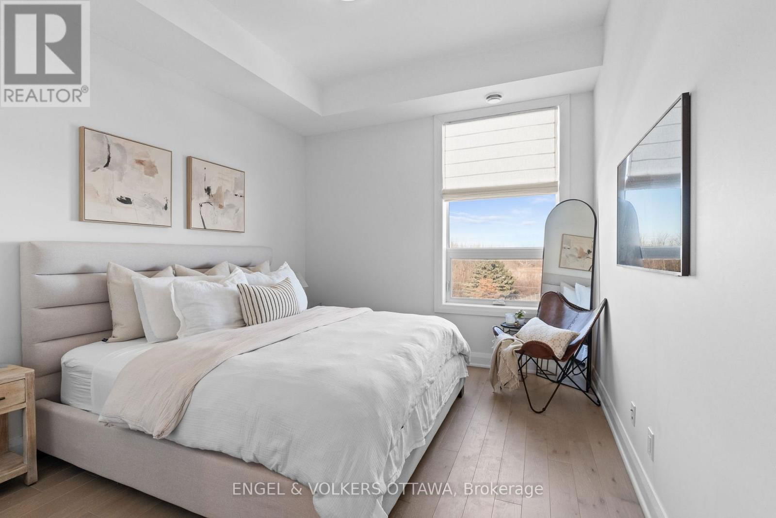 301 - 100 CORTILE PRIVATE Image 12