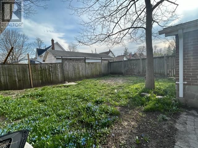 2 BIRCH STREET Image 48