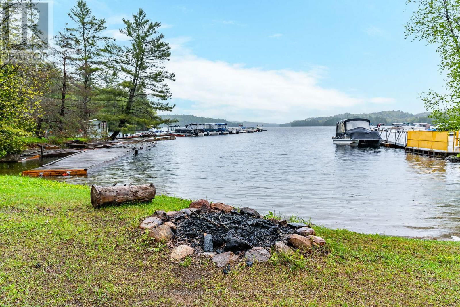 Unit 1 - 2029 LITTLE HAWK LAKE ROAD Image 31