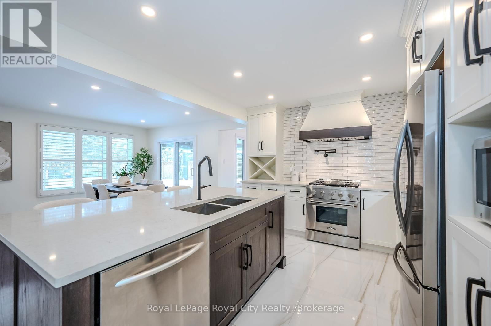7 ELDERBERRY COURT Image 1