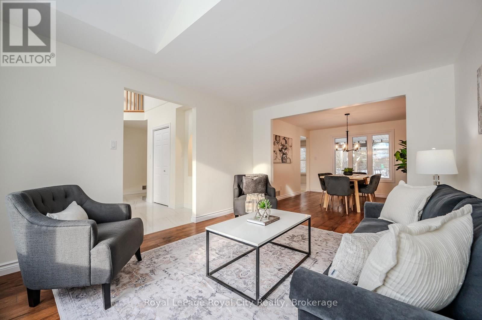 7 ELDERBERRY COURT Image 10