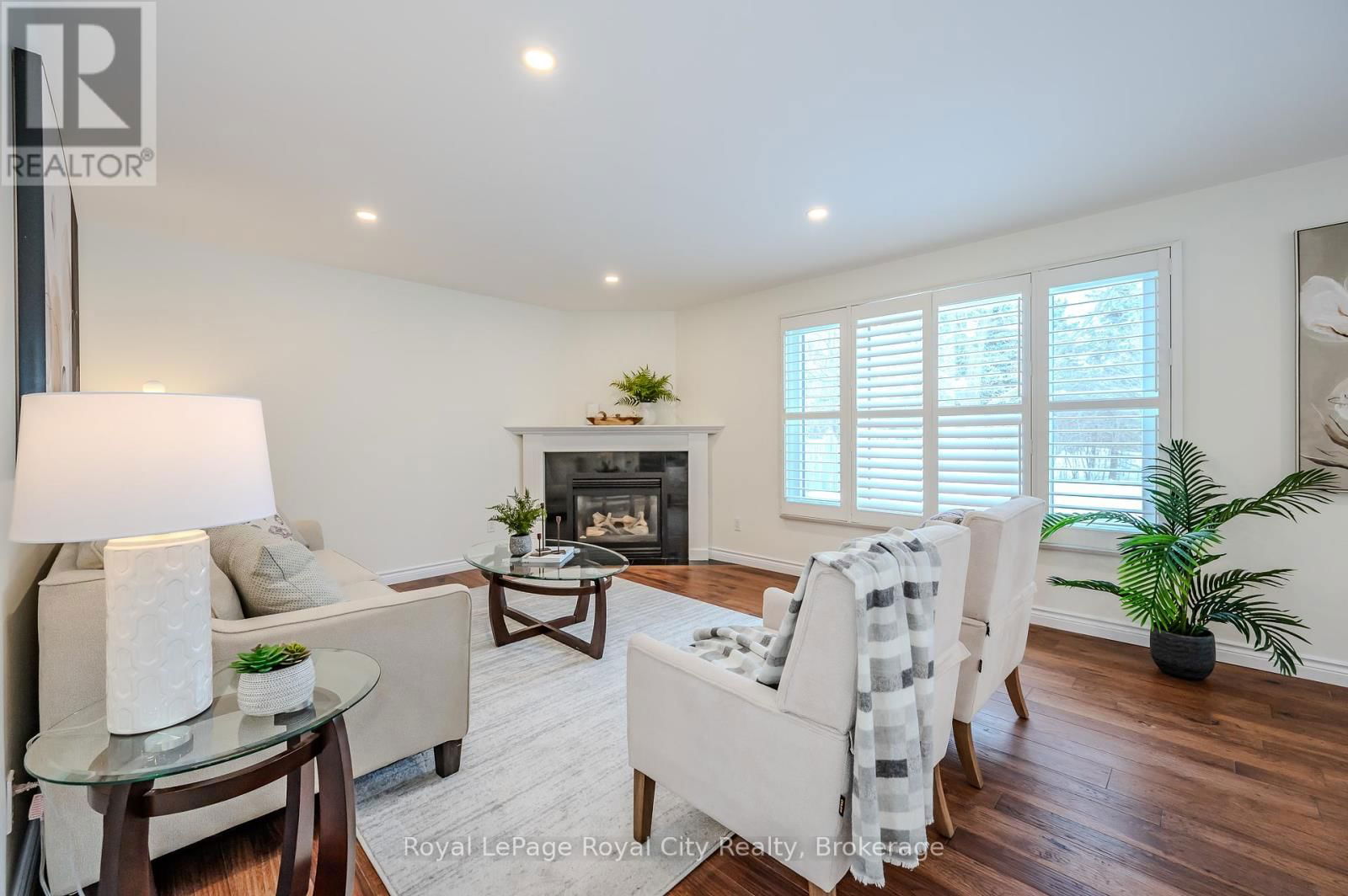 7 ELDERBERRY COURT Image 20