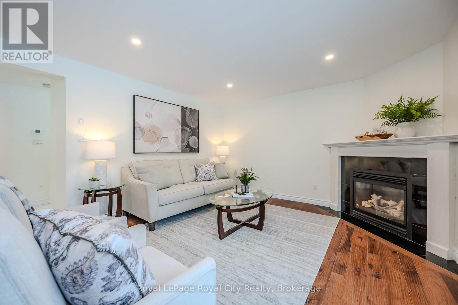 7 ELDERBERRY COURT Image 21
