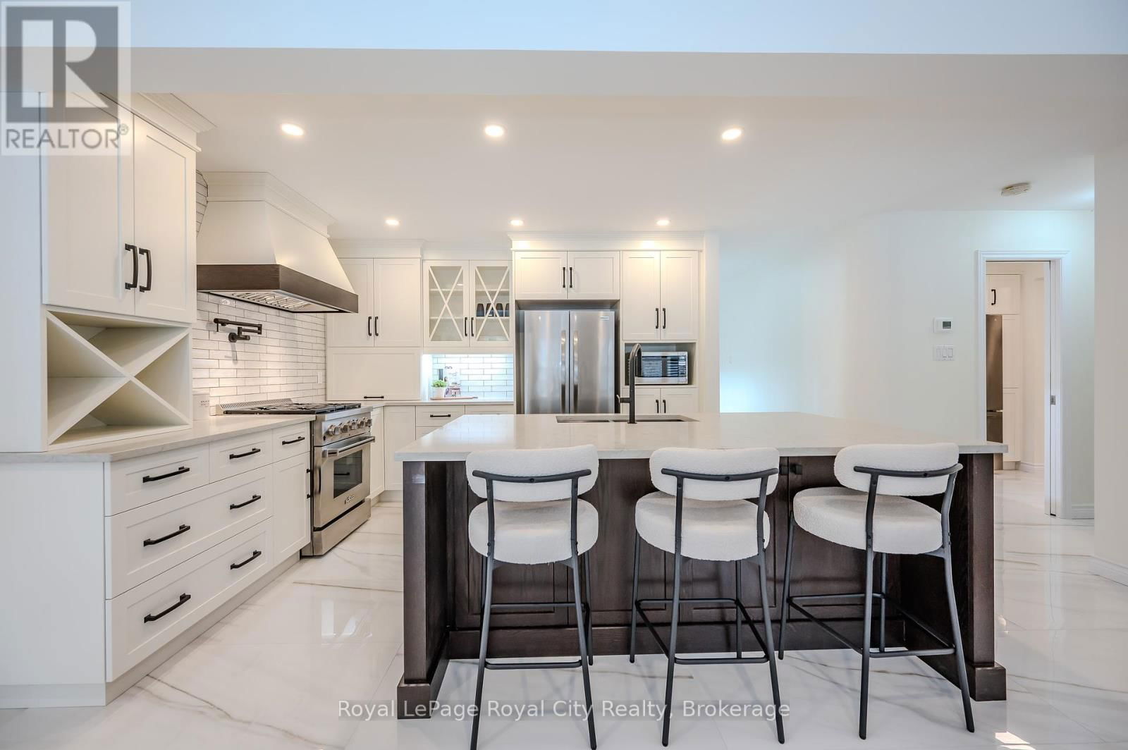 7 ELDERBERRY COURT Image 3