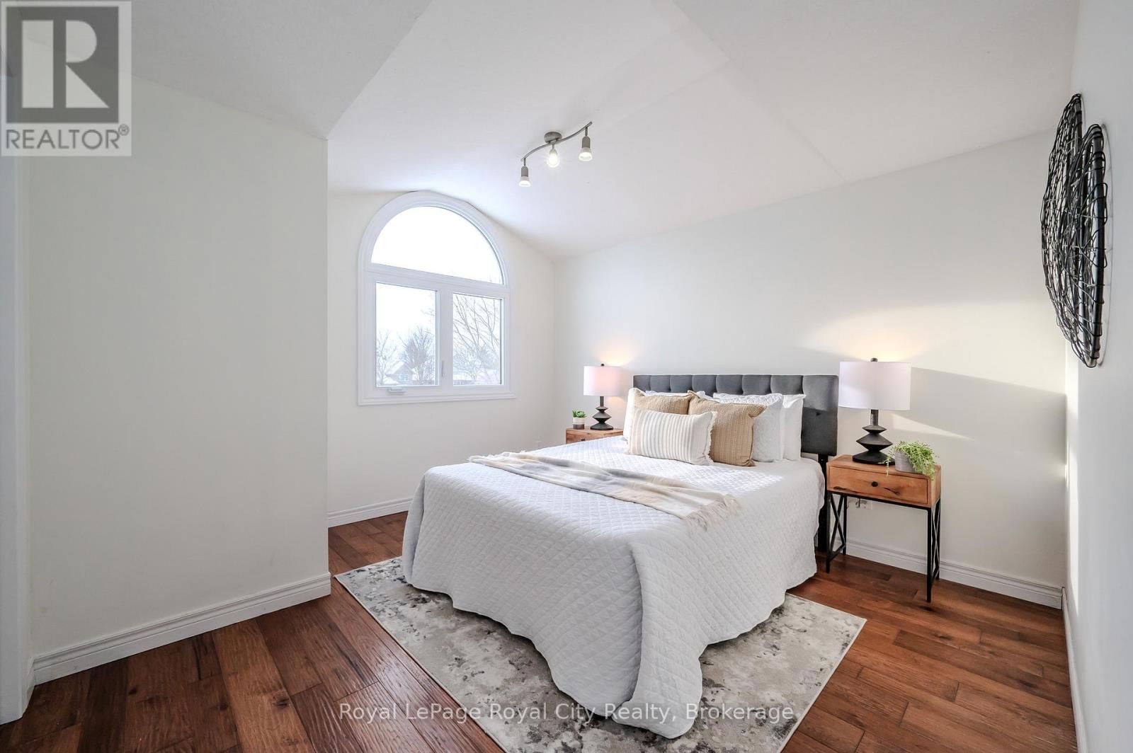 7 ELDERBERRY COURT Image 31