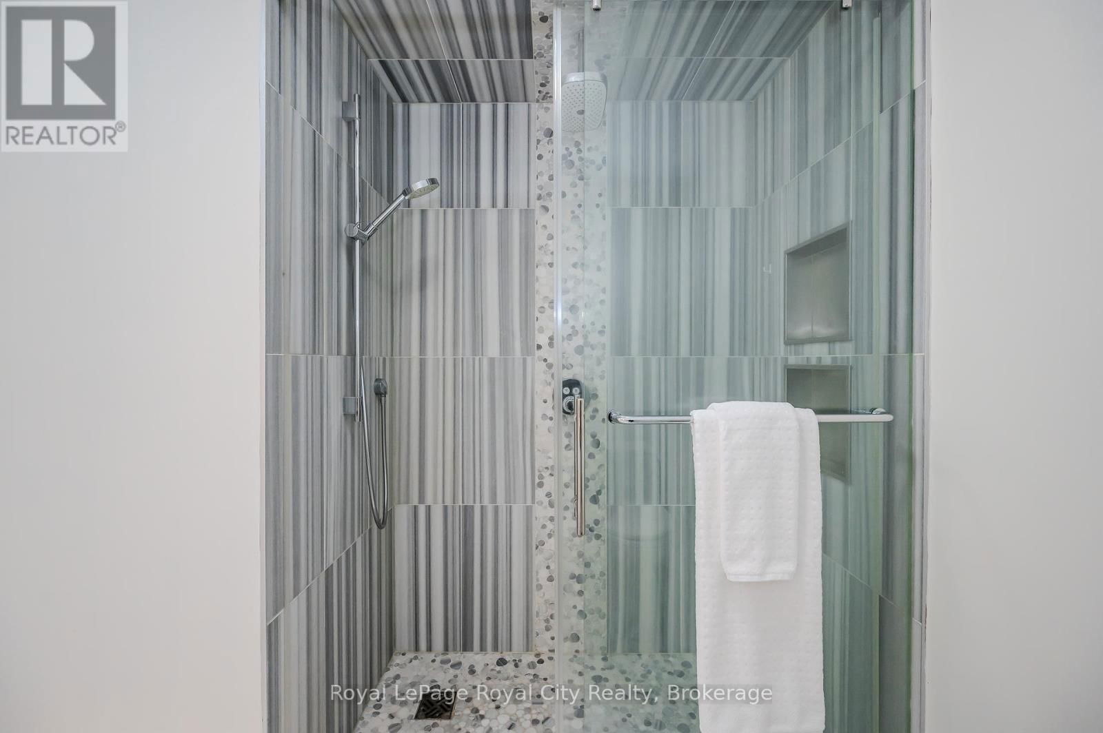 7 ELDERBERRY COURT Image 34