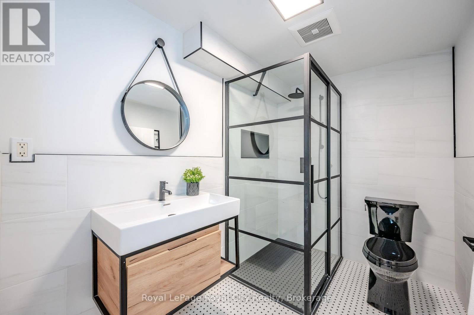 7 ELDERBERRY COURT Image 43
