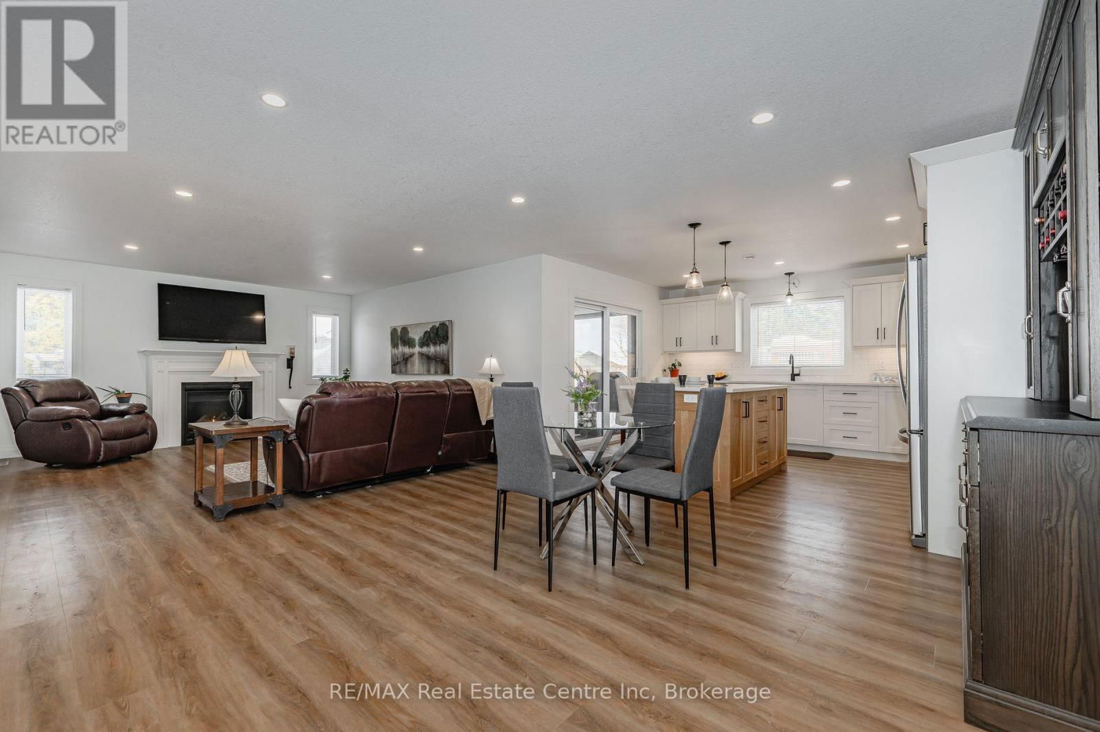 635 KING STREET Image 12
