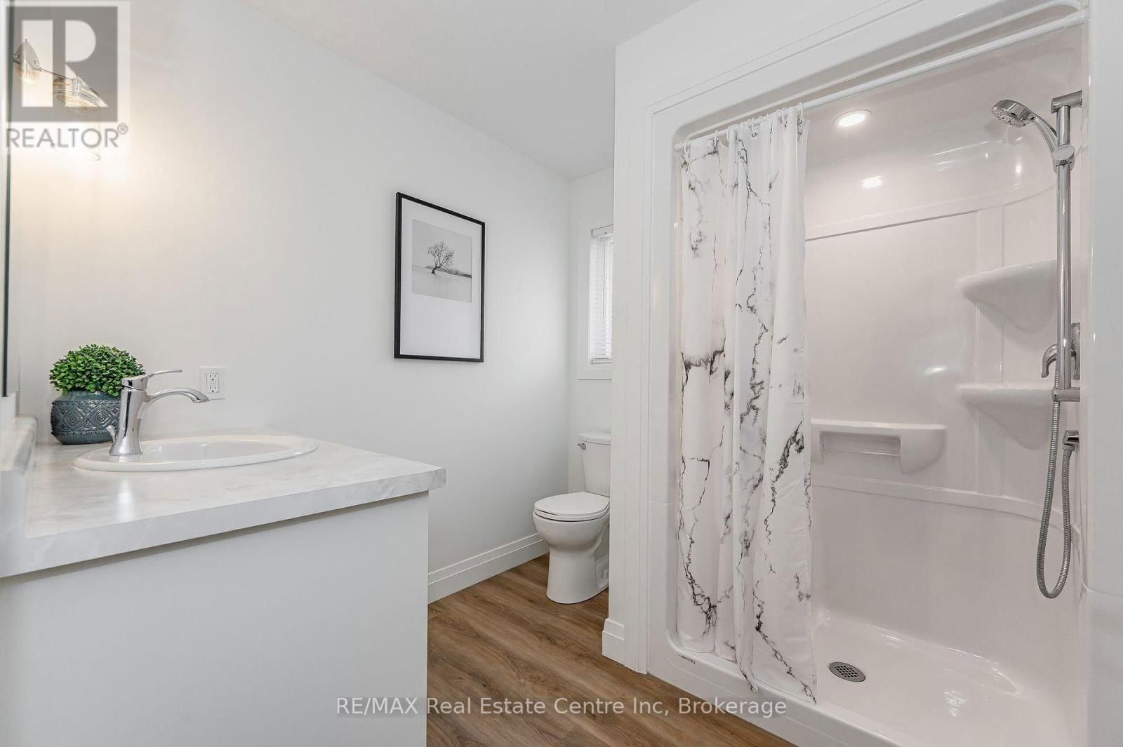 635 KING STREET Image 21
