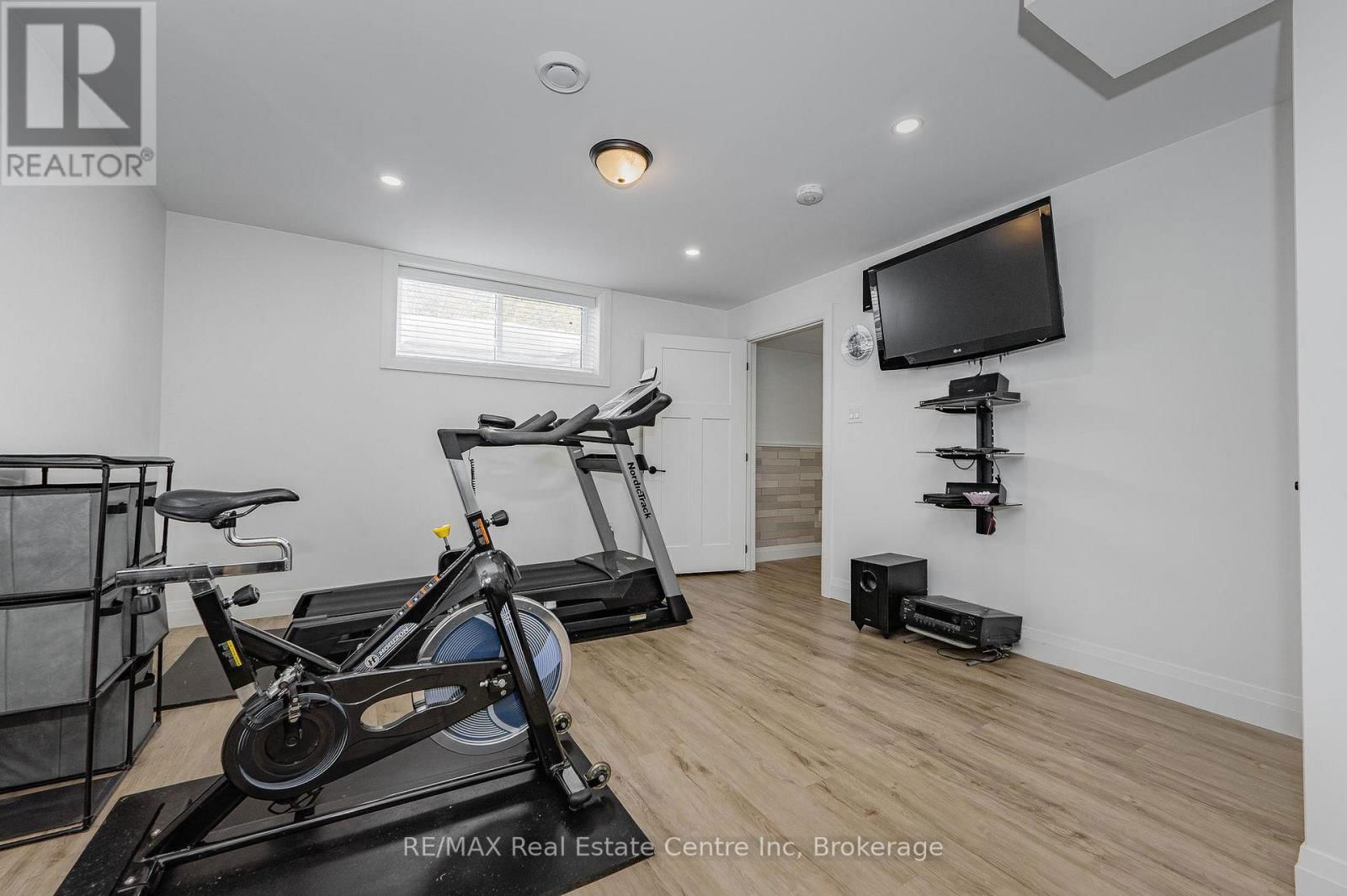 635 KING STREET Image 27