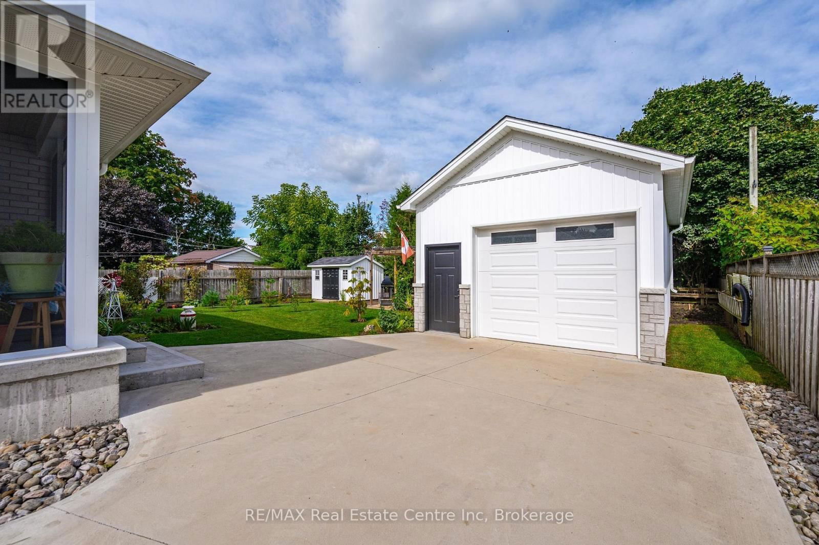 635 KING STREET Image 37
