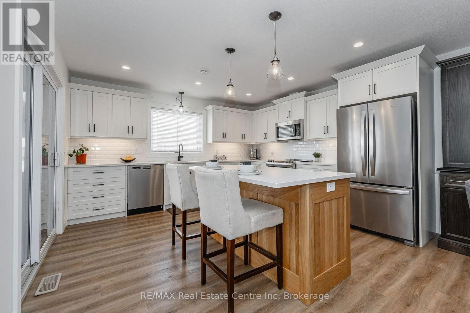635 KING STREET Image 4